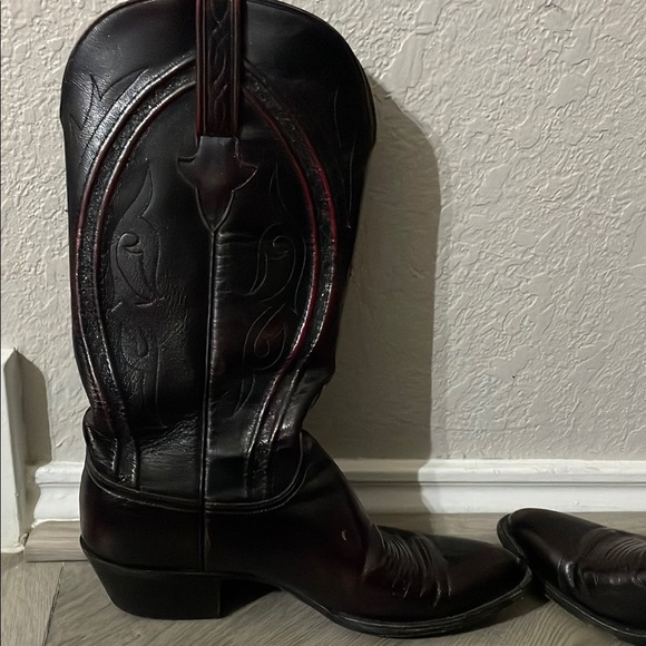 Lucchese Men's Black Cherry Leather Cowboy Boots size